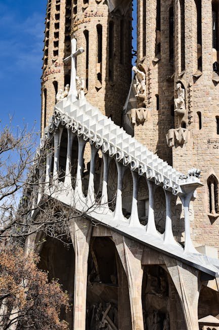 Sagrada Familia: Gaudi's Unfinished Masterpiece